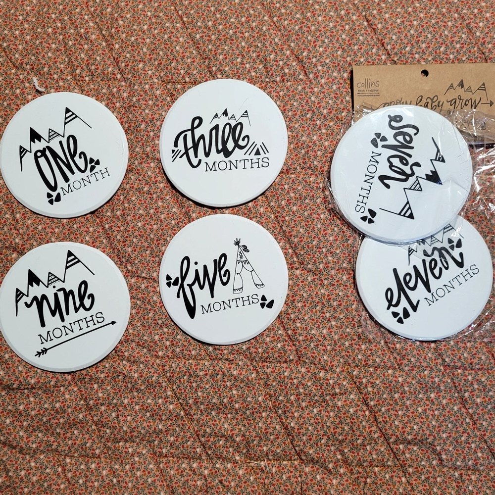 Baby's 1st year signs